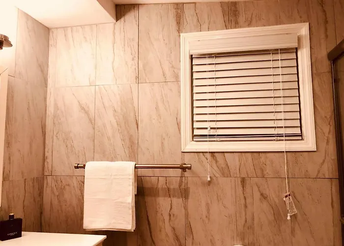 Elegant Marble Suite #6